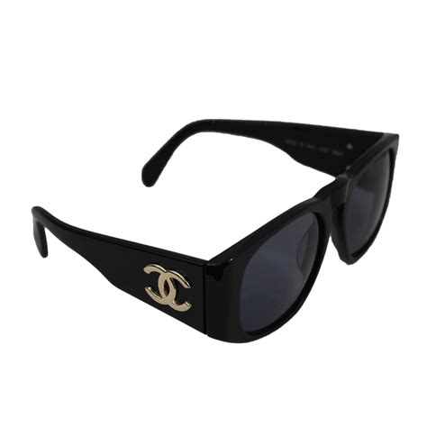 chanel women sunglasses small black|More.